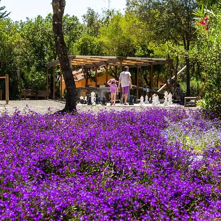 Hu Village 3* Montescudaio