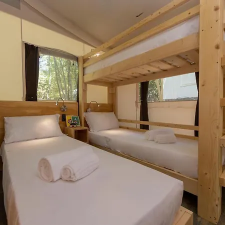 Hu Village Tatil parkı Montescudaio