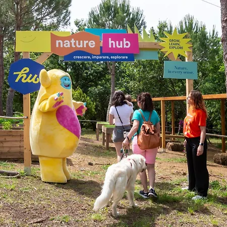 Hu Village 3*