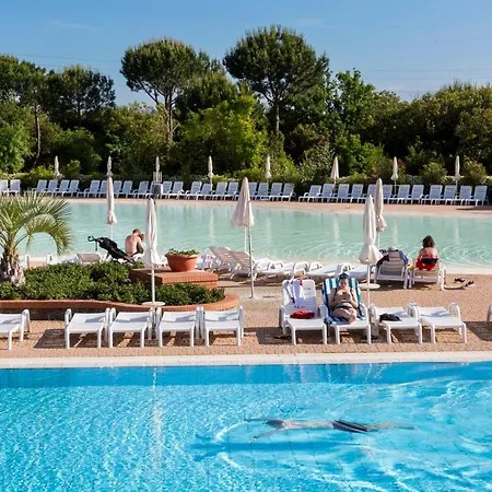 Holiday park Hu Montescudaio Village
