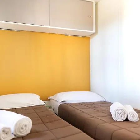 Hu Montescudaio Village 3*