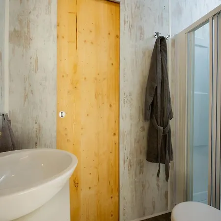 Tatil parkı Hu Village 4*